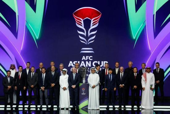 亚洲女孩打屁股网站