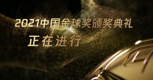 脱了内裤趴着光屁股